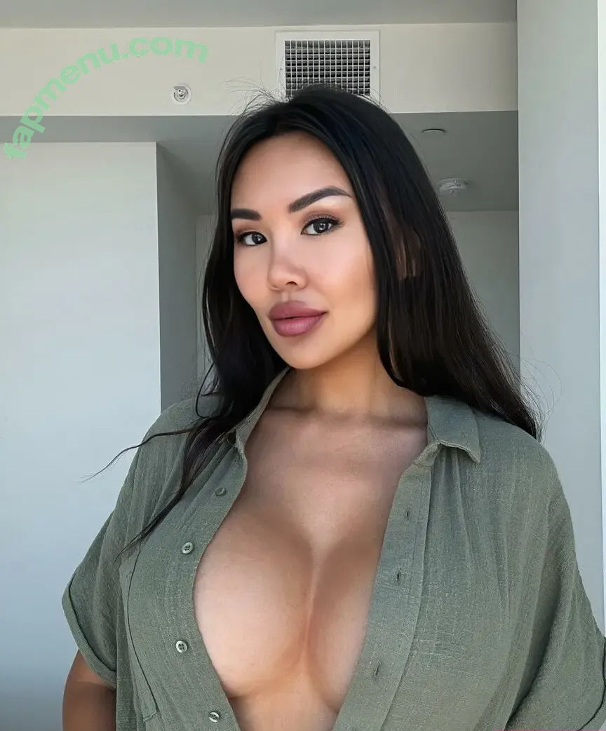 adelinelux nude photo #0123 (adeline.lux)
