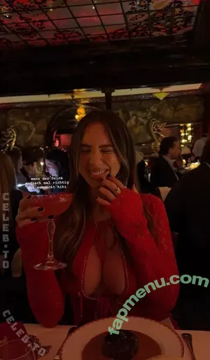 Adorable Caro / adorable_caro nude photo #0040