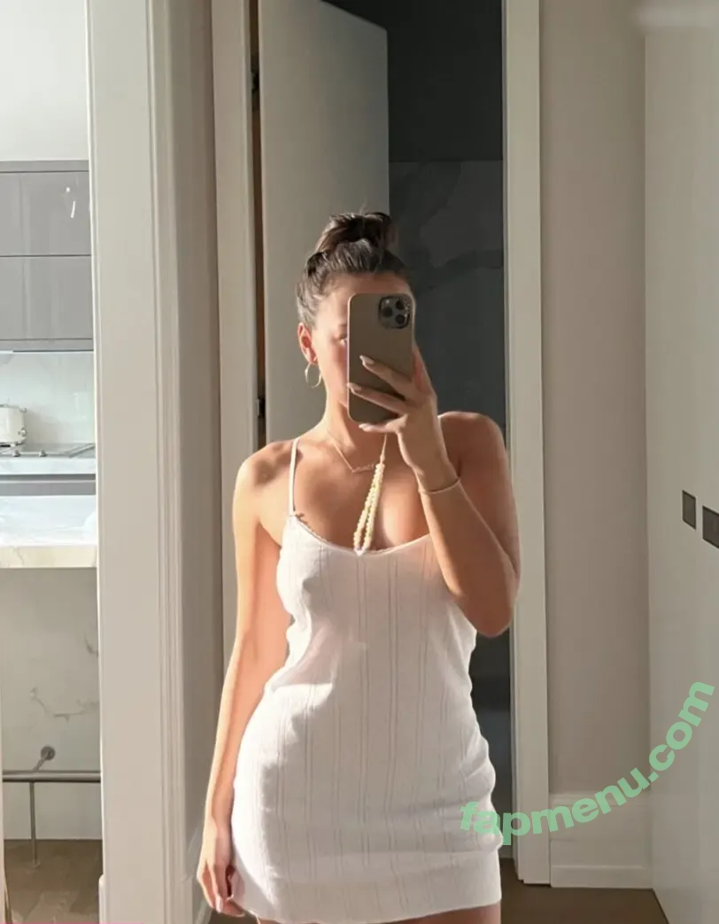 Adorable Caro nude photo #0263 (adorable_caro)