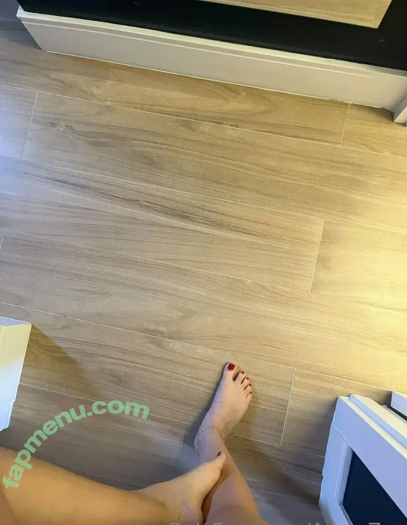 adorezee nude photo #0034 (adorezee)