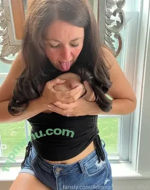AdrenaSapphire_MILF nude photo #0121
