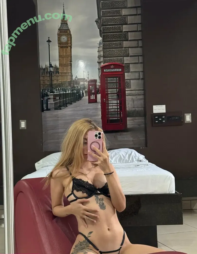 adri_rre nude photo #0017 (adririveraa__)