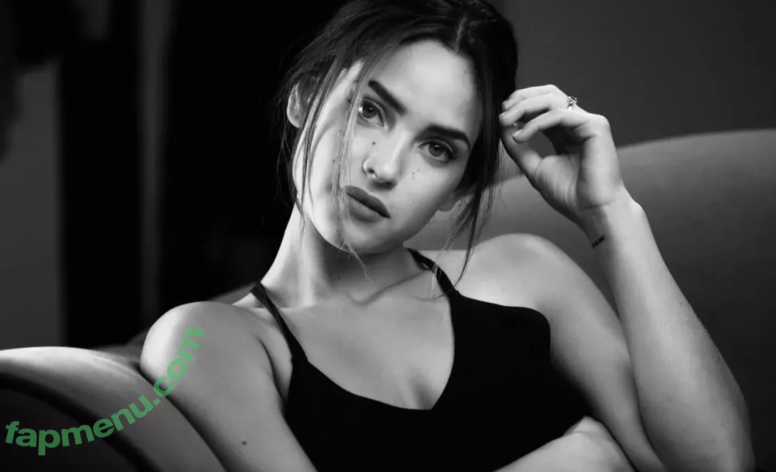 Adria Arjona nude photo #0021 (adriaarjona)