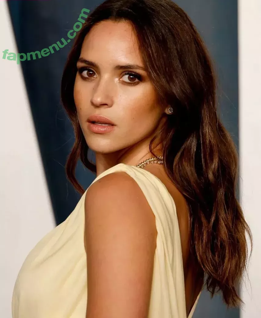 Adria Arjona nude photo #0087 (adriaarjona)