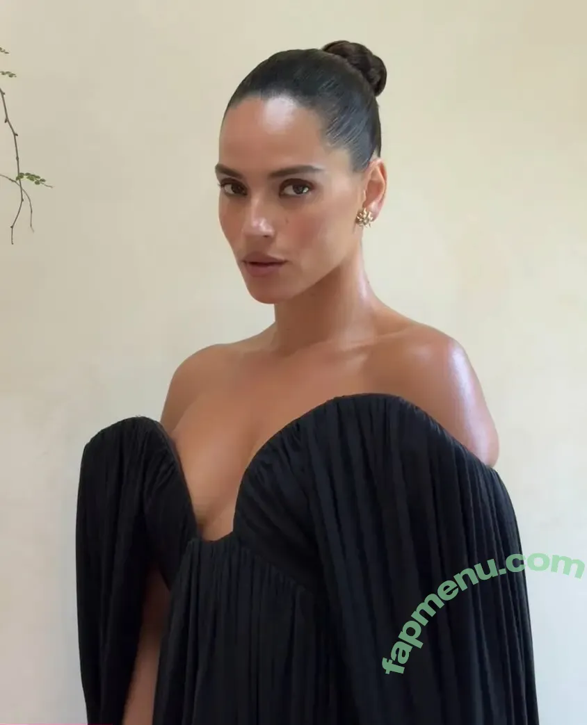 Adria Arjona nude photo #0564 (adriaarjona)