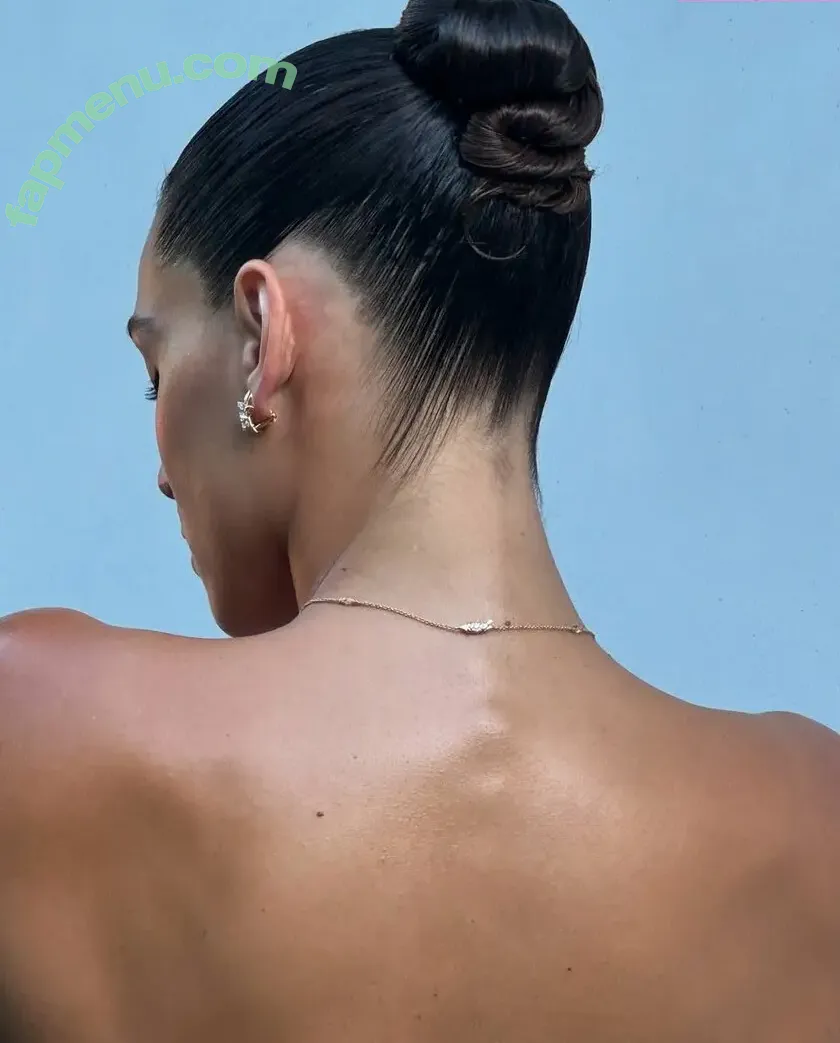 Adria Arjona nude photo #0565 (adriaarjona)