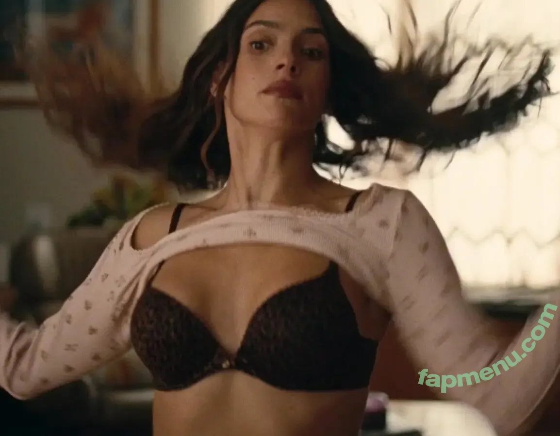 Adria Arjona nude photo #0674 (adriaarjona)