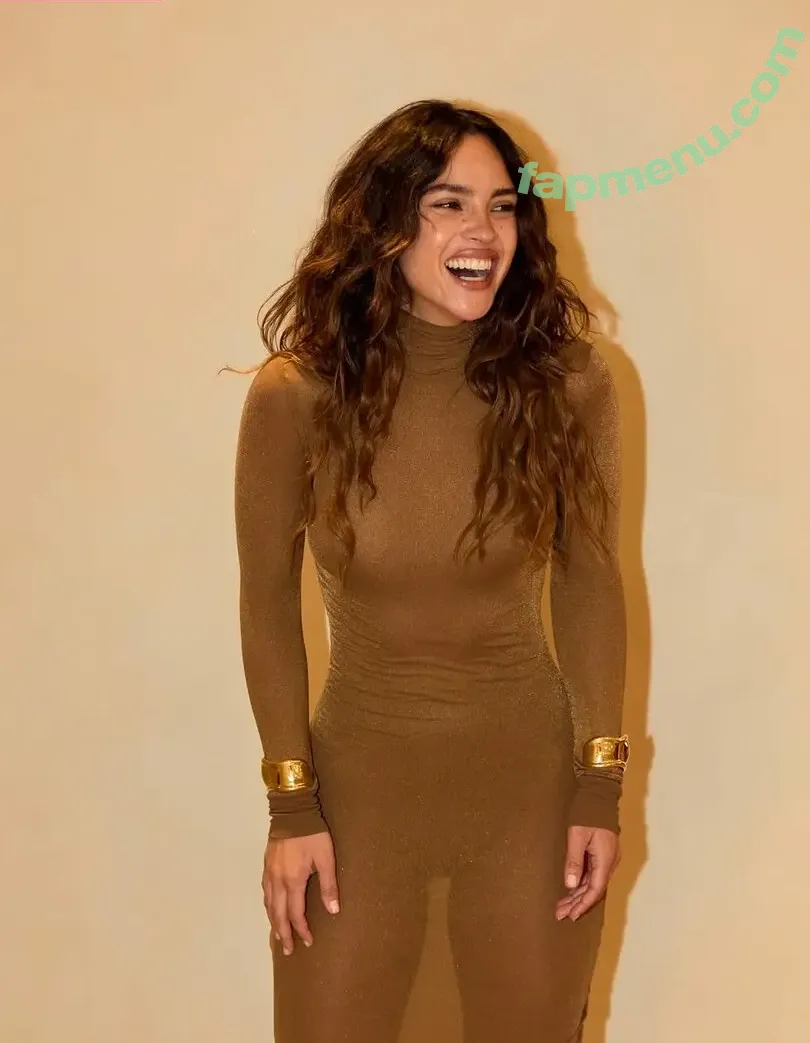 Adria Arjona nude photo #0705 (adriaarjona)