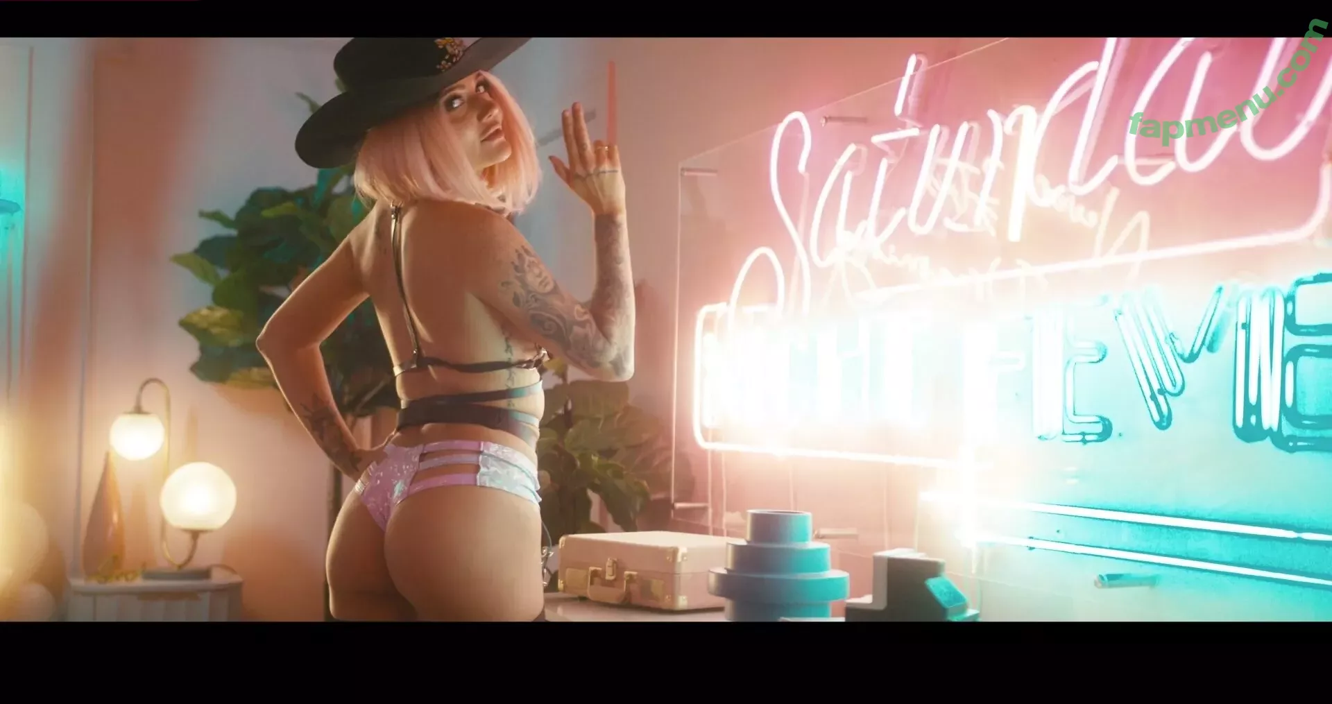 Adria Rae nude photo #0127 (adriaraexxx / adriaxxrae / milad.67420)