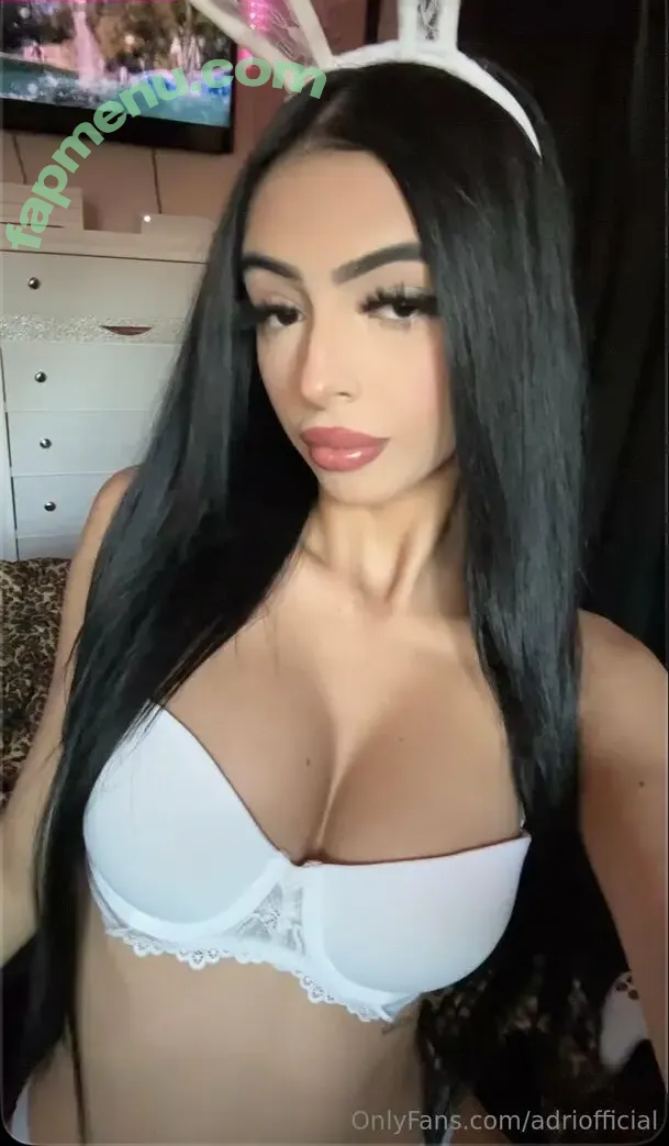 Adriana nude photo #0022 (adriiii.777 / adriofficial / tsadrianablonde)