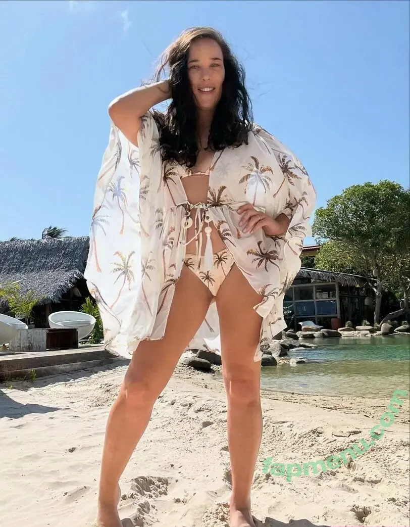 Adriana Birolli nude photo #0055 (adrianabirolli / adrivainilla)