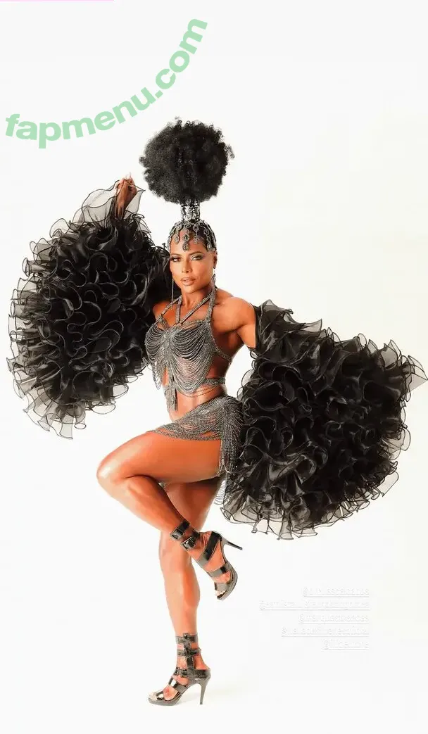 Adriana Bombom nude photo #0163 (adrianabombom / pietra.bombom17)