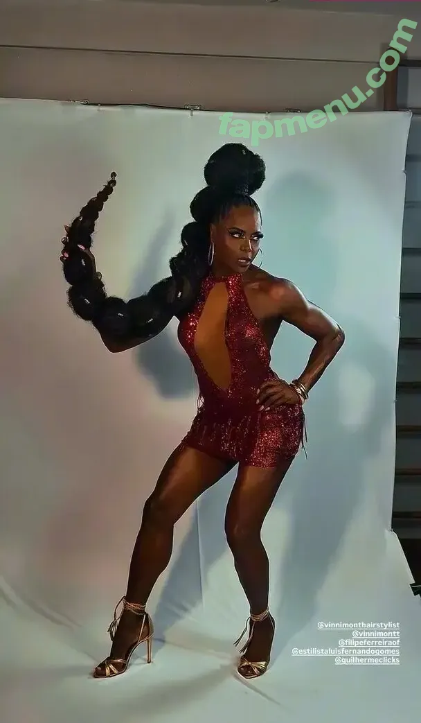 Adriana Bombom nude photo #0184 (adrianabombom / pietra.bombom17)