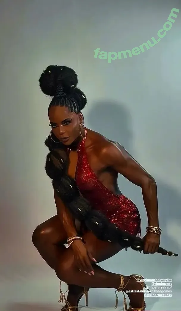 Adriana Bombom nude photo #0187 (adrianabombom / pietra.bombom17)