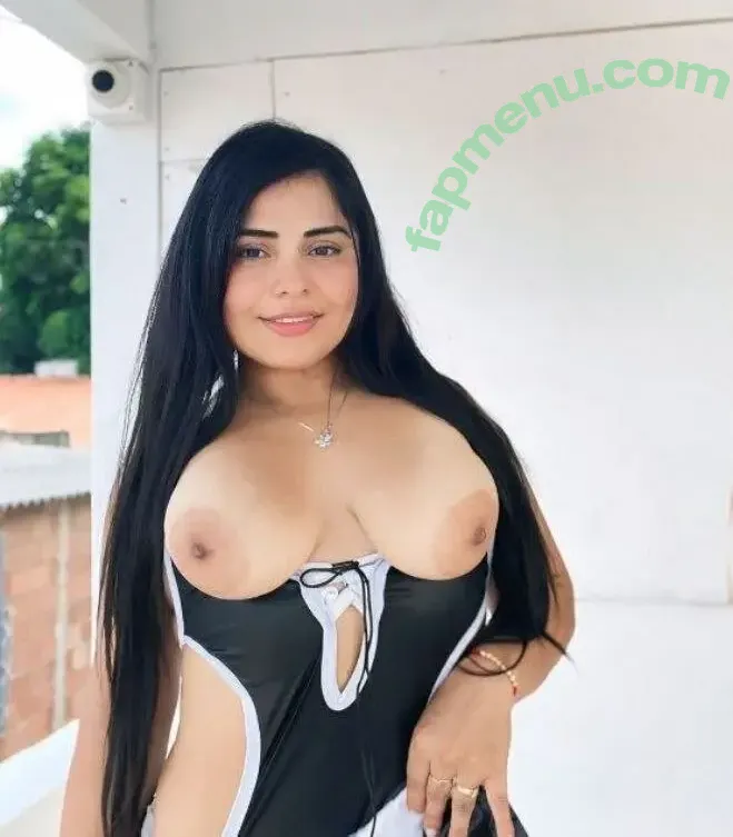 Adriana Rios nude photo #0116 (adrianarios.roypisa.original / adrianarios00)