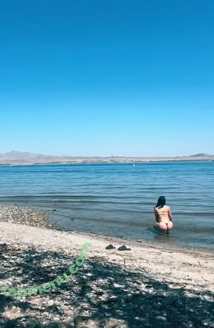 Adrianaaaa.a nude photo #0005 (adrianachechik)