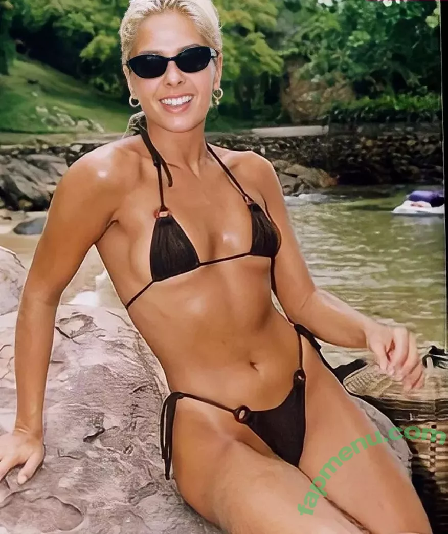 Adriane Galisteu nude photo #0003 (galisteuoficial)