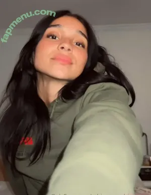 adriannarodriguezxo / adriannarodriquezz nude photo #0020