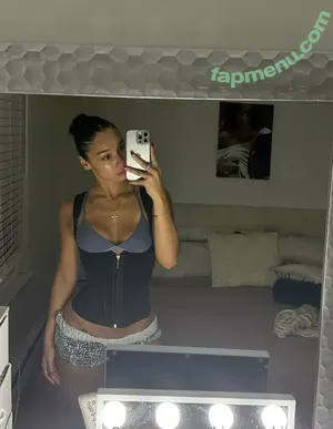 adriannarodriguezxo / adriannarodriquezz nude photo #0043