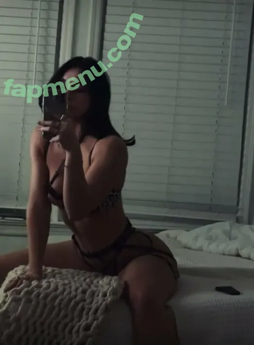 adriannarodriguezxo nude photo #0017 (adriannarodriquezz)