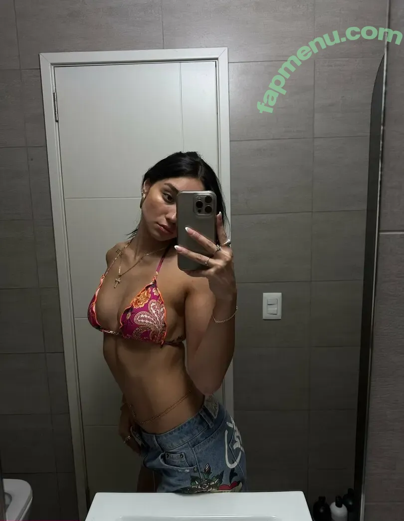 adriannarodriguezxo nude photo #0025 (adriannarodriquezz)