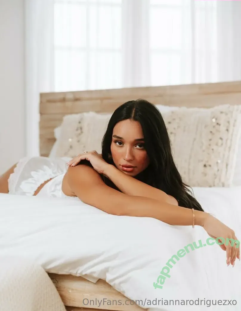 adriannarodriguezxo nude photo #0039 (adriannarodriquezz)