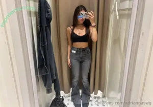 adriannaswg / adriannaaswag nude photo #0007