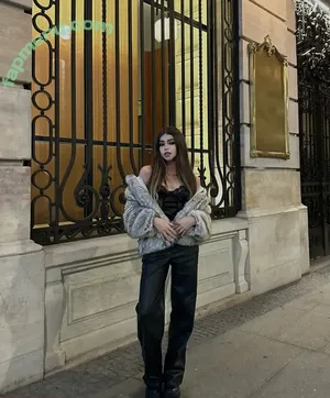 adriannaswg / adriannaaswag nude photo #0017
