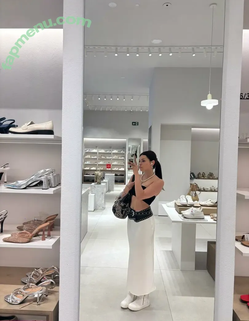 adriannaswg nude photo #0029 (adriannaaswag)