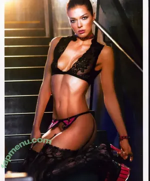 Adrianne Marie Curry / adriannecurry nude photo #0060