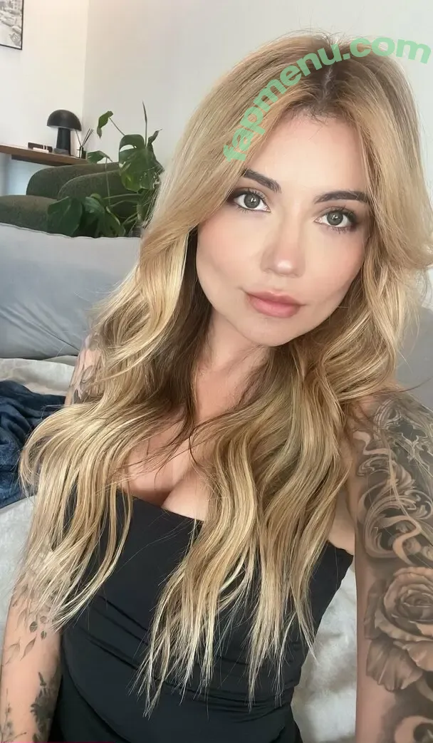 adriaraexxx nude photo #0085 (adriarae)