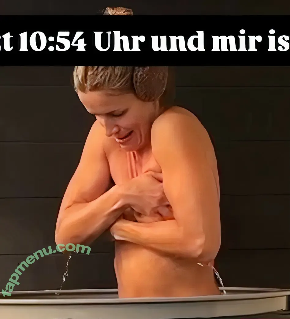 Adrienne Koleszar nude photo #0209 (adrienne_koleszar)