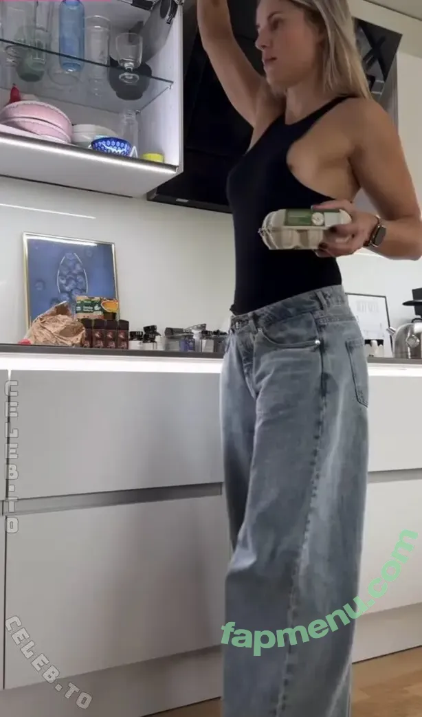 Adrienne Koleszar nude photo #0235 (adrienne_koleszar)