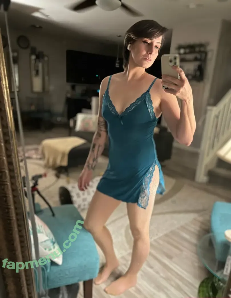 adriennedriggs nude photo #0049 (adrienne.driggs)