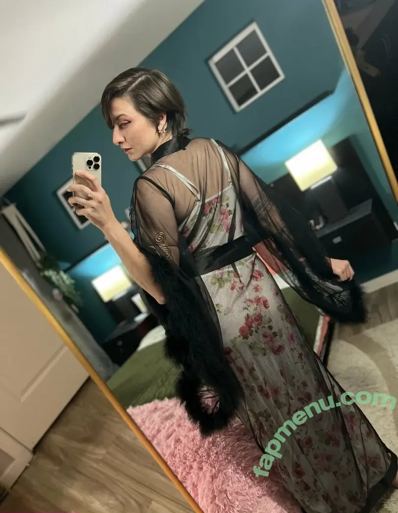 adriennedriggs nude photo #0053 (adrienne.driggs)