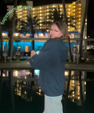 Adrilonz / adriannz nude photo #0023