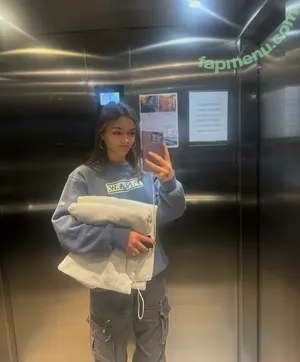 Adrilonz / adriannz nude photo #0031