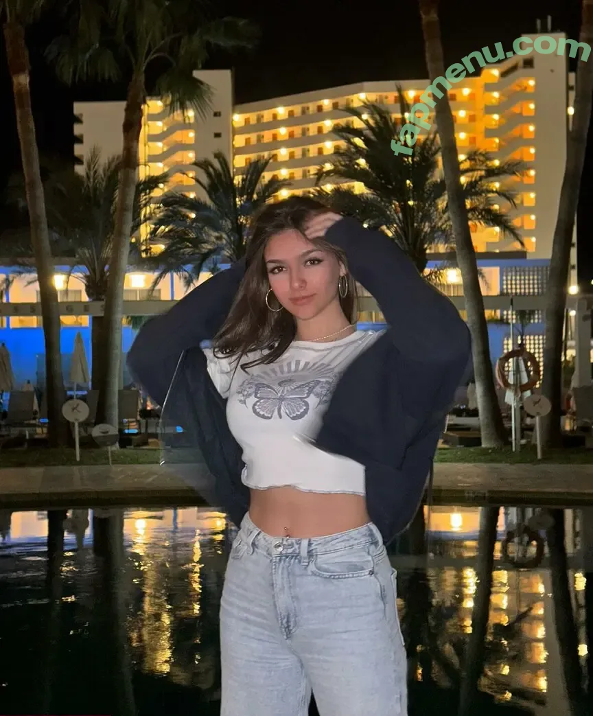 Adrilonz nude photo #0024 (adriannz)