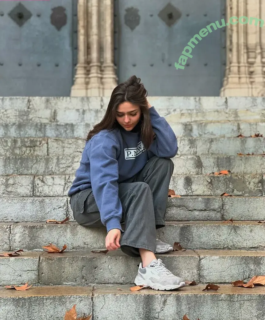 Adrilonz nude photo #0030 (adriannz)