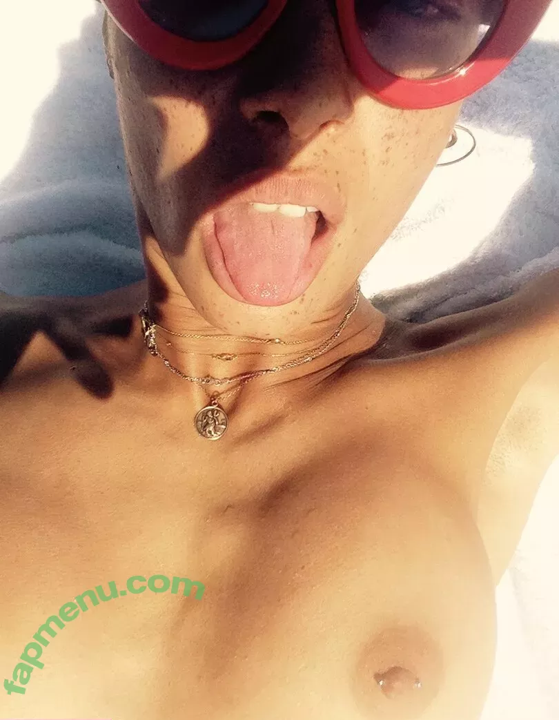 Adwoa Aboah nude photo #0001 (adwoaaboah)