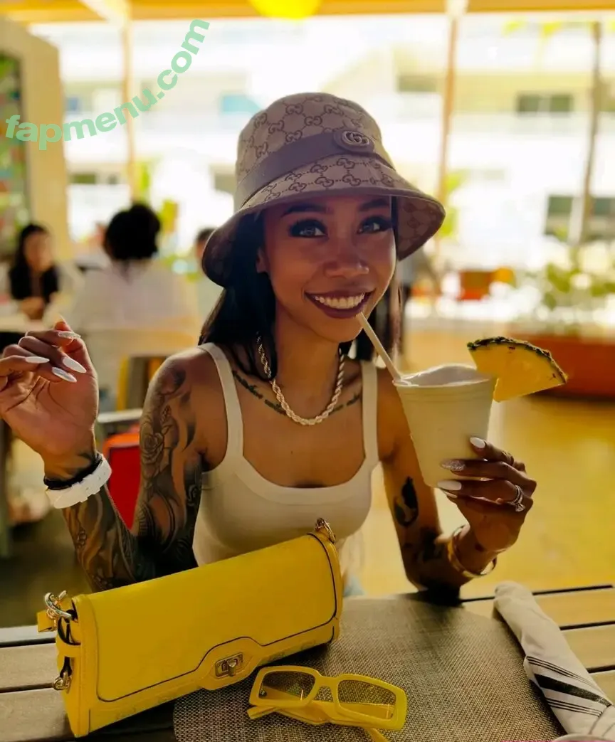 Ae Asia nude photo #0127 (AeAsiaVIP / aeasia)