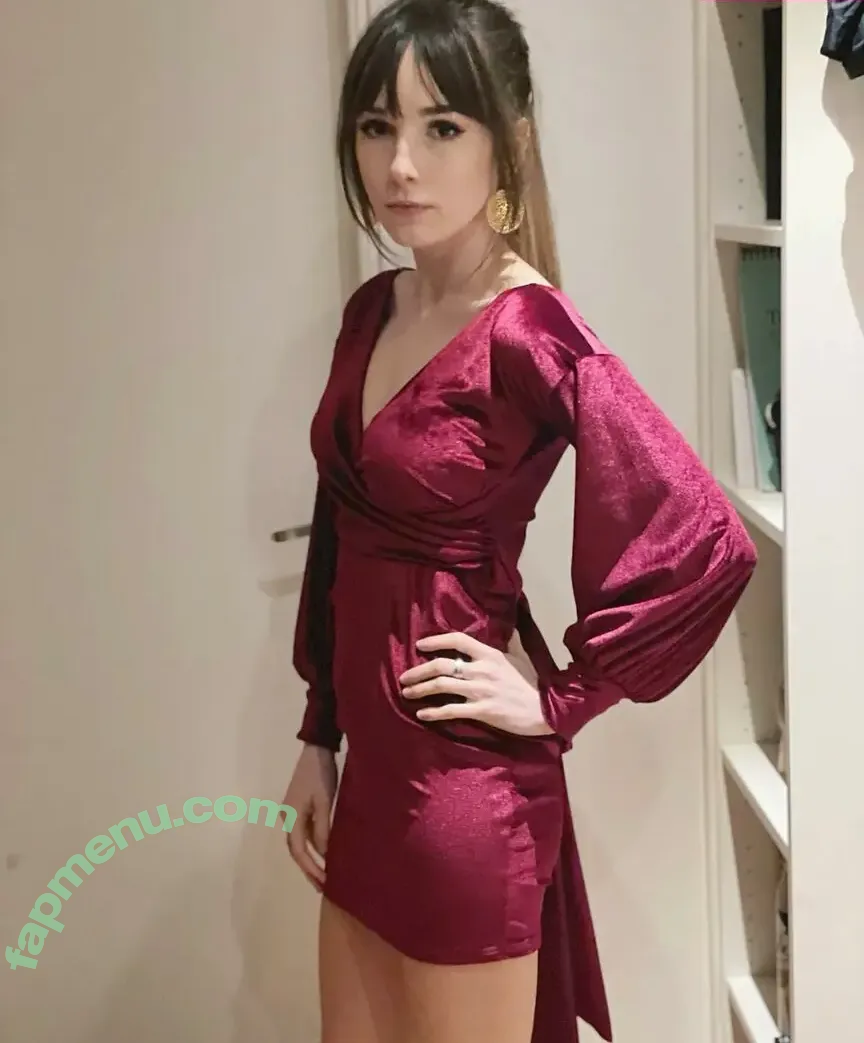 aelois nude photo #0039 (aleyuh)