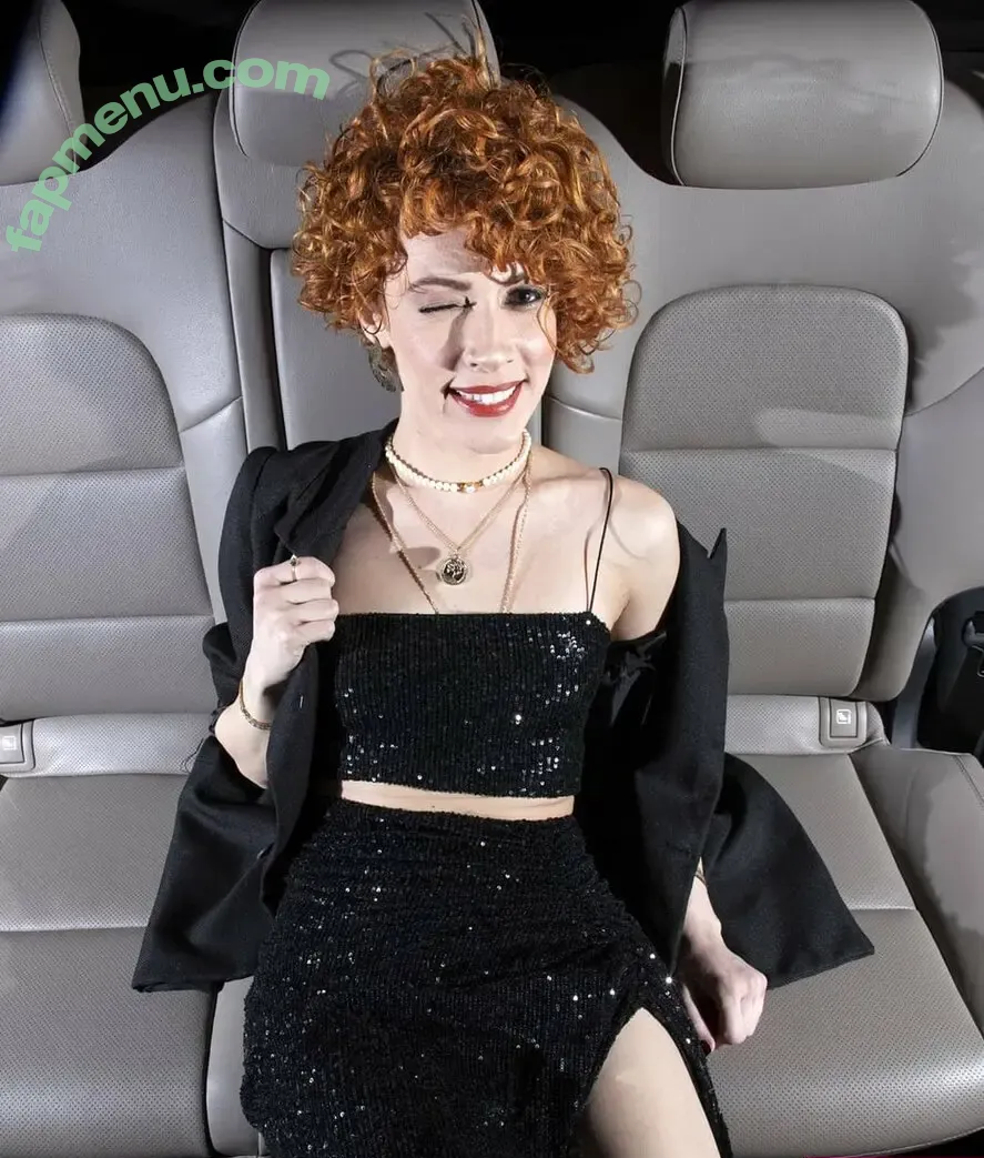 Açelya Topaloğlu nude photo #0007 (Açelya Topaloğlu)