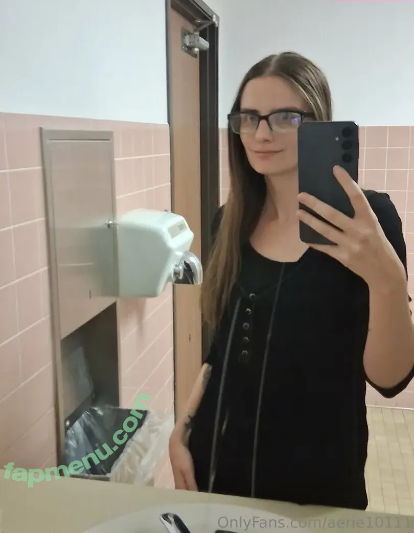 aerie10111 nude photo #0068 (aerie10111)