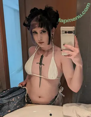  nude photo #0009