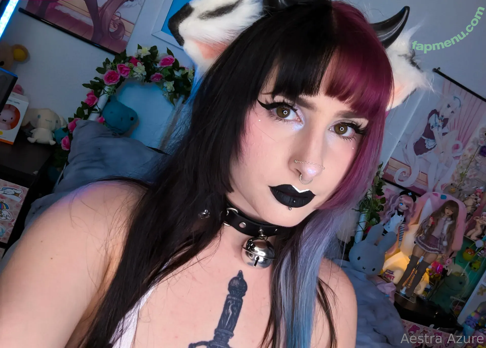 aestraazure nude photo #0022 (aestraazure)