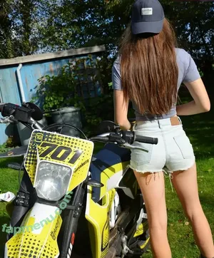 Affe auf Bike / affe_auf_bike nude photo #0080
