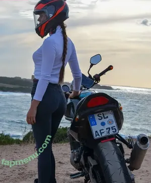 Affe auf Bike / affe_auf_bike nude photo #0084