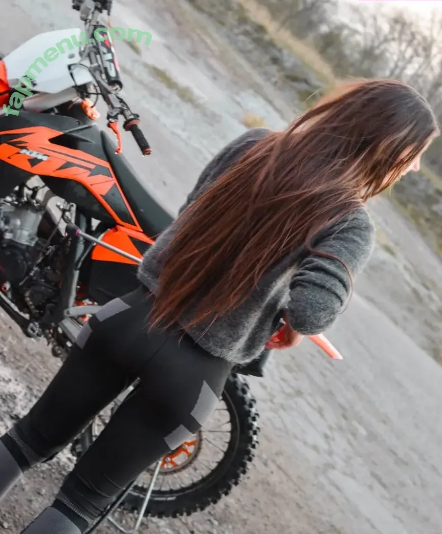 Affe auf Bike nude photo #0112 (affe_auf_bike)