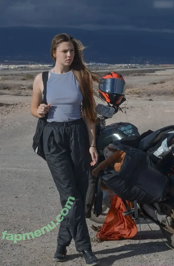 Affe auf Bike nude photo #0136 (affe_auf_bike)